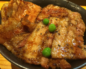 ララガーデン春日部すぐ近く「十勝亭」の豚丼ランチが美味しい（埼玉県春日部市）
